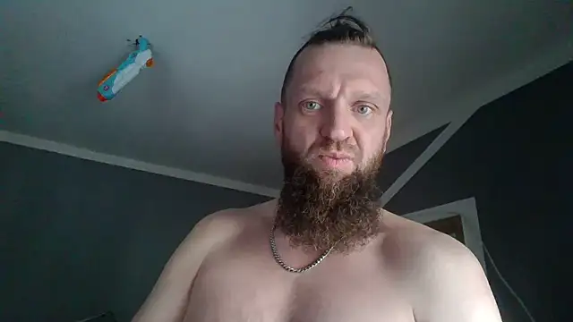 Snapshot of donhulio482 chatting on October 25, 2025, 12:34 pm donhulio482 online show from October 25, 2025, 12:34 pm