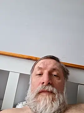 Snapshot of Outdoorsexlover chatting on February 19, 2026, 8:43 am Outdoorsexlover online show from February 19, 2026, 8:43 am