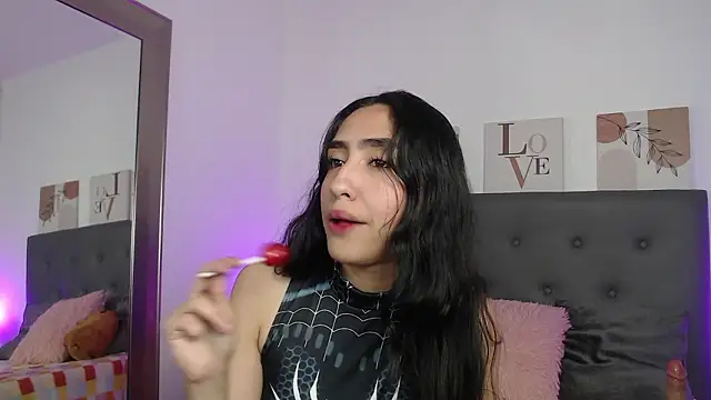 Snapshot of madisex_s chatting on March 5, 2026, 3:24 am madisex s online show from March 5, 2026, 3:24 am