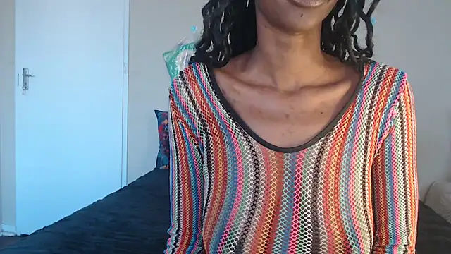 Blacktittiex02 online show from May 23, 2026, 2:21 pm