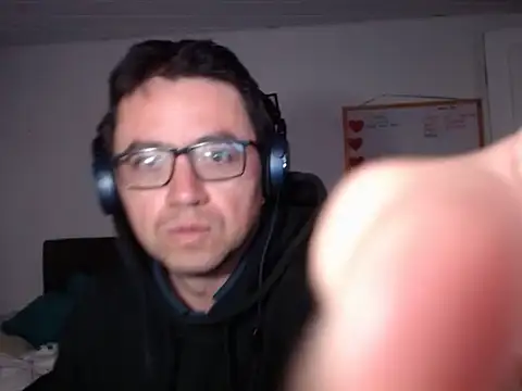 Diptongo online show from December 22, 2025, 3:58 am