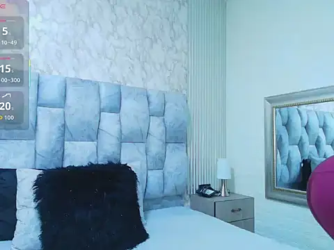 charlotte  G online show from September 30, 2025, 10:53 am