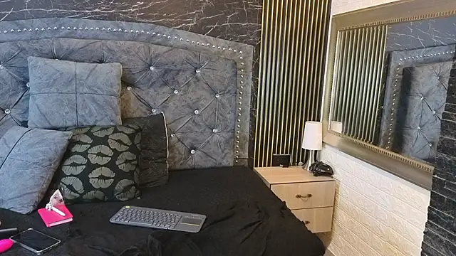 charlotte  G online show from January 31, 2026, 7:11 pm