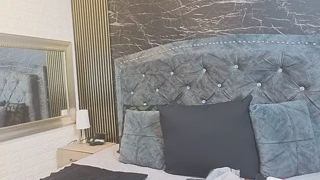 charlotte  G online show from March 23, 2026, 11:36 am