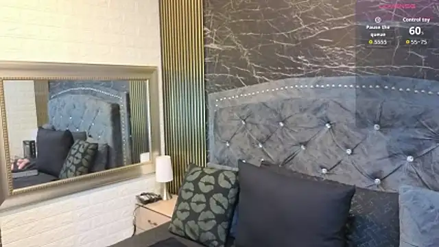 charlotte  G online show from April 14, 2026, 11:05 am