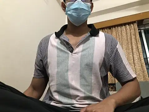 Snapshot of Zeuhorny chatting on February 26, 2026, 8:08 pm Zeuhorny online show from February 26, 2026, 8:08 pm