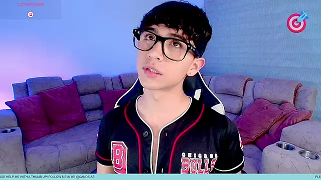 Snapshot of Niico_Cruz chatting on January 15, 2026, 10:13 pm Niico Cruz online show from January 15, 2026, 10:13 pm