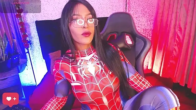 Snapshot of alicee_laurent chatting on January 19, 2026, 3:10 am alicee laurent online show from January 19, 2026, 3:10 am