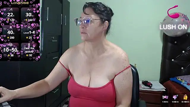 Snapshot of hairyglad69 chatting on January 31, 2025, 2:07 pm hairyglad69 online show from January 31, 2025, 2:07 pm