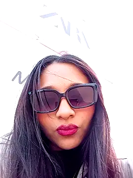 Snapshot of GLIANGELI chatting on February 18, 2025, 2:49 pm GLIANGELI online show from February 18, 2025, 2:49 pm