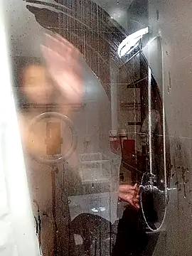 Snapshot of GLIANGELI chatting on February 21, 2025, 10:59 pm GLIANGELI online show from February 21, 2025, 10:59 pm