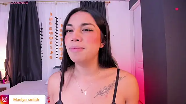 MarilynSmIith online show from October 20, 2025, 12:16 pm