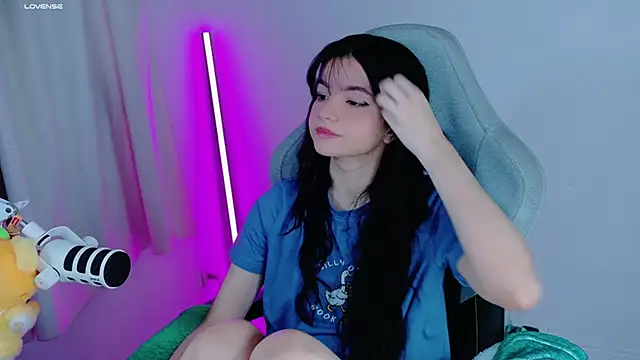 Snapshot of stephybrown chatting on September 9, 2025, 10:42 pm stephybrown online show from September 9, 2025, 10:42 pm