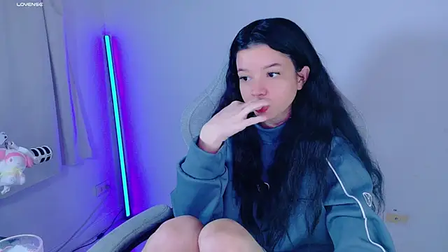 Snapshot of stephybrown chatting on January 13, 2026, 10:15 pm stephybrown online show from January 13, 2026, 10:15 pm