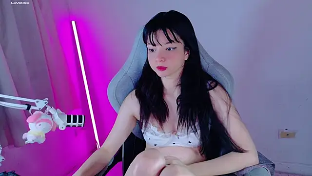 Snapshot of stephybrown chatting on February 16, 2026, 11:23 pm stephybrown online show from February 16, 2026, 11:23 pm