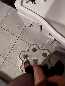 danielsafado222 online show from January 31, 2025, 1:11 am