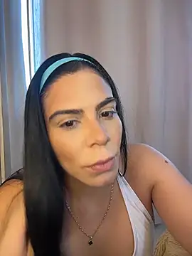 Snapshot of valecruz903 chatting on February 21, 2026, 10:00 pm valecruz903 online show from February 21, 2026, 10:00 pm