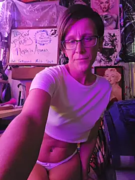 Snapshot of nephilaaranea chatting on April 26, 2026, 6:16 pm nephilaaranea online show from April 26, 2026, 6:16 pm