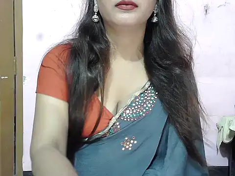 Model-Tanya online show from October 25, 2025, 6:43 am