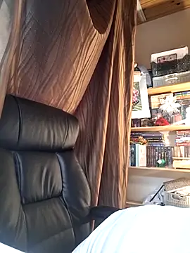 unicka65 online show from October 21, 2025, 9:10 am