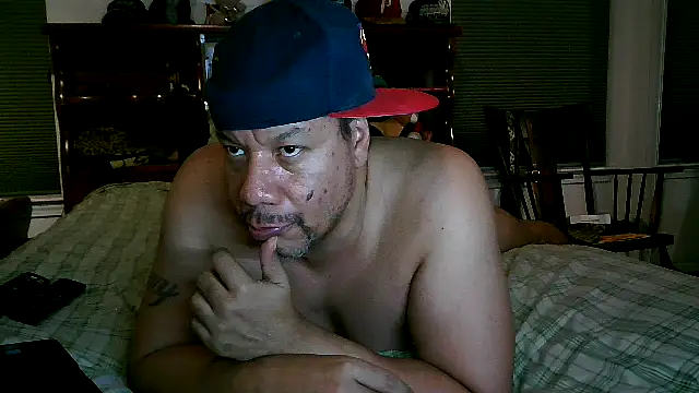 Snapshot of pimpdaddy4ever chatting on January 17, 2025, 1:57 am pimpdaddy4ever online show from January 17, 2025, 1:57 am