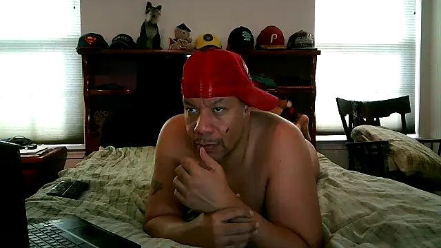 Snapshot of pimpdaddy4ever chatting on January 28, 2025, 3:57 pm pimpdaddy4ever online show from January 28, 2025, 3:57 pm