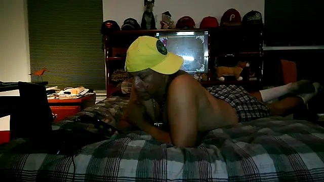 Snapshot of pimpdaddy4ever chatting on November 21, 2025, 2:10 am pimpdaddy4ever online show from November 21, 2025, 2:10 am