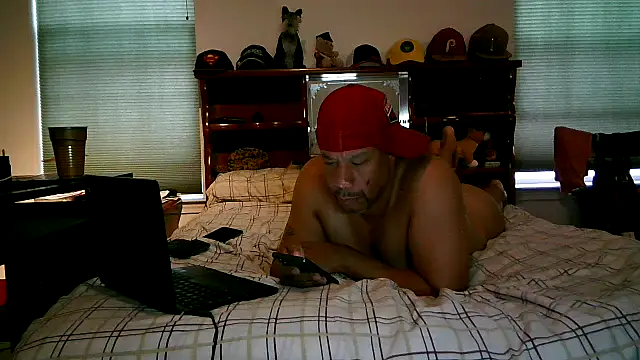 Snapshot of pimpdaddy4ever chatting on December 14, 2025, 2:00 pm pimpdaddy4ever online show from December 14, 2025, 2:00 pm