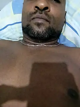 Beto0815 online show from February 15, 2026, 1:13 am