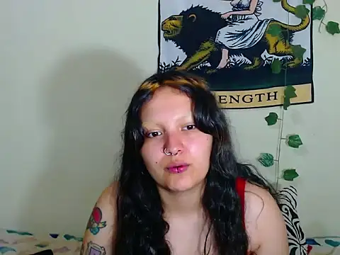 sweetiee mary online show from December 22, 2025, 8:17 pm