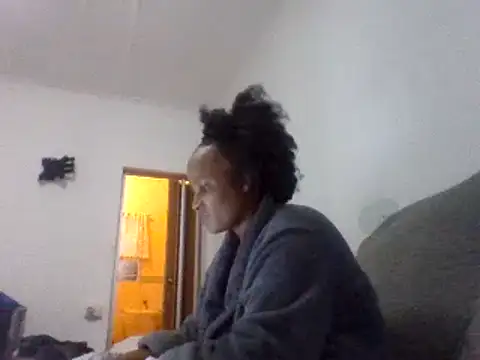 BabeAssXX online show from February 17, 2025, 4:53 am