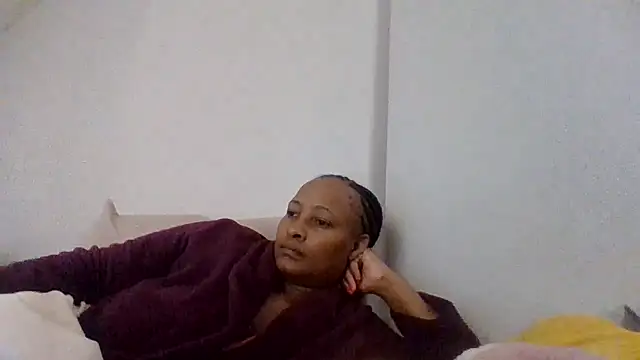 BabeAssXX online show from March 8, 2026, 6:39 am