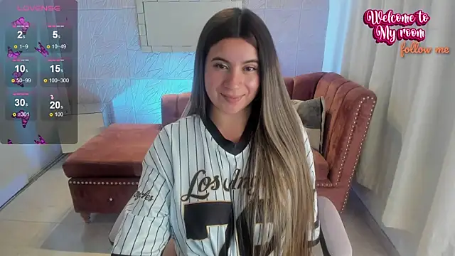 sweet alice m online show from January 20, 2025, 2:03 pm