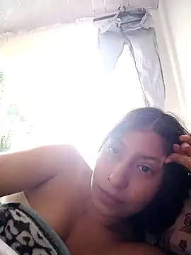 Snapshot of IssaandNeron_sex chatting on January 6, 2026, 5:05 pm IssaandNeron sex online show from January 6, 2026, 5:05 pm