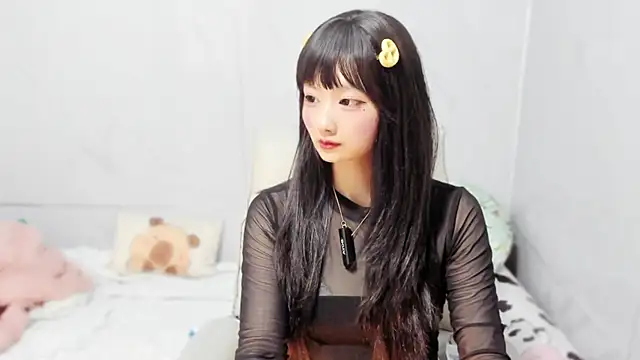 Snapshot of Nery_Asian chatting on September 13, 2025, 4:01 am Nery Asian online show from September 13, 2025, 4:01 am