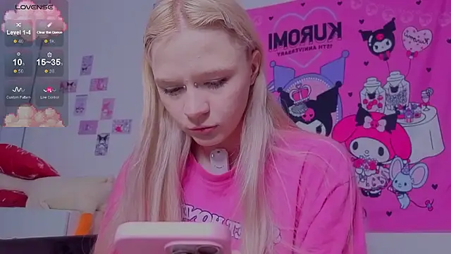 Snapshot of Milia_Parker chatting on February 6, 2026, 8:01 pm Milia Parker online show from February 6, 2026, 8:01 pm