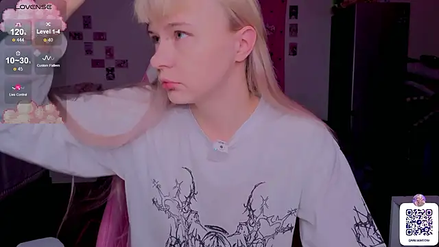 Snapshot of Milia_Parker chatting on February 26, 2026, 8:41 pm Milia Parker online show from February 26, 2026, 8:41 pm