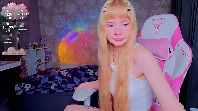 Snapshot of Milia_Parker chatting on March 27, 2026, 9:36 pm Milia Parker online show from March 27, 2026, 9:36 pm