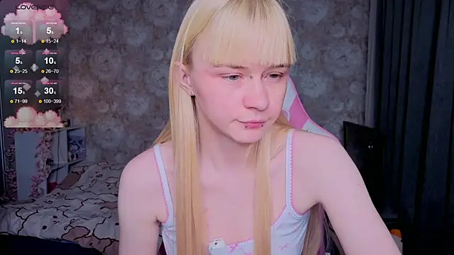Snapshot of Milia_Parker chatting on April 5, 2026, 3:15 am Milia Parker online show from April 5, 2026, 3:15 am