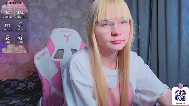 Snapshot of Milia_Parker chatting on April 8, 2026, 3:34 pm Milia Parker online show from April 8, 2026, 3:34 pm