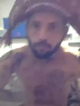 Snapshot of Leonpicudo chatting on December 27, 2024, 3:20 am Leonpicudo online show from December 27, 2024, 3:20 am