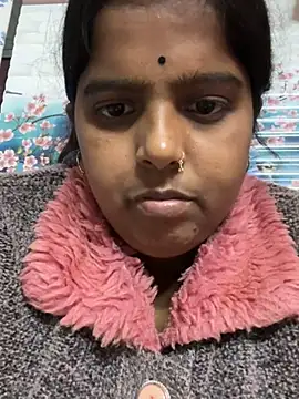 Snapshot of Beauty-queen chatting on January 31, 2025, 1:45 pm Beauty-queen online show from January 31, 2025, 1:45 pm