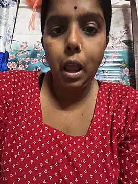 Snapshot of Beauty-queen chatting on February 26, 2025, 9:53 am Beauty-queen online show from February 26, 2025, 9:53 am