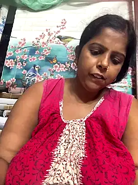 Snapshot of Beauty-queen chatting on October 9, 2025, 11:08 am Beauty-queen online show from October 9, 2025, 11:08 am