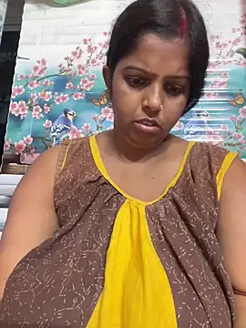 Beauty-queen online show from October 18, 2025, 11:11 am