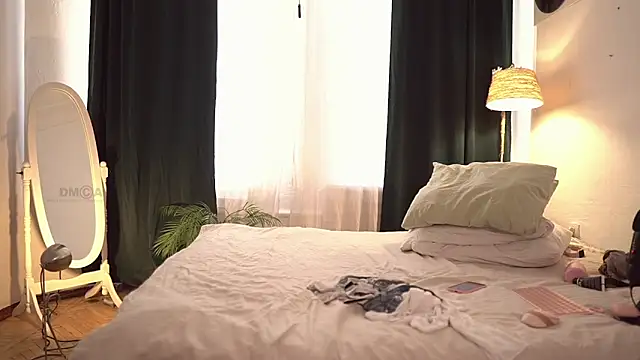 ifuckingtoy  online show from July 7, 2026, 9:35 am