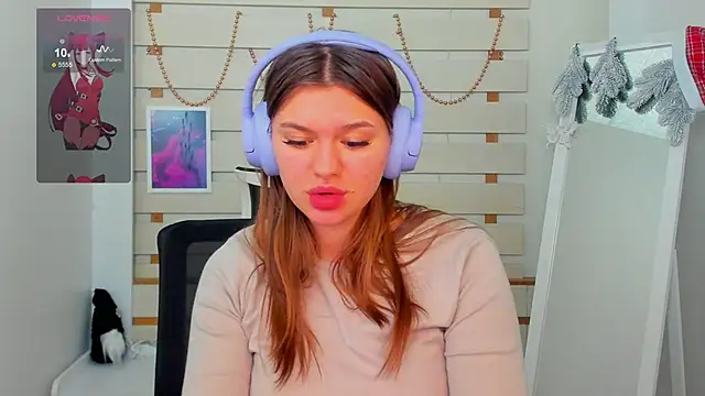 Josephine Kiss online show from January 2, 2025, 6:01 pm