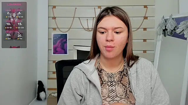 Josephine Kiss online show from January 15, 2025, 2:13 pm