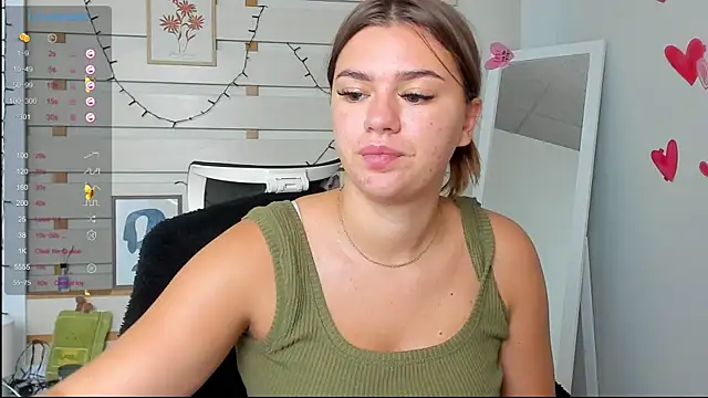 Josephine Kiss online show from October 8, 2025, 11:41 am