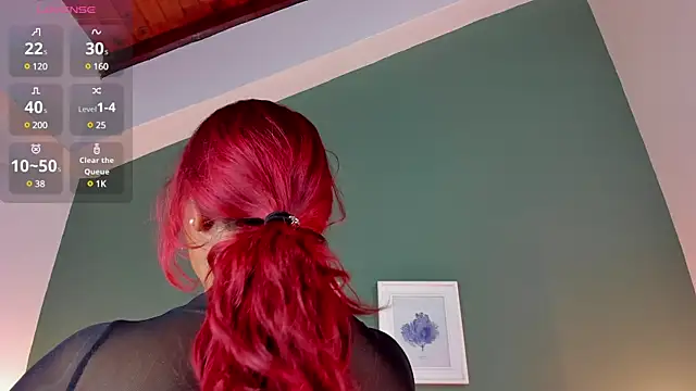  anavictoria  online show from March 6, 2025, 6:26 pm